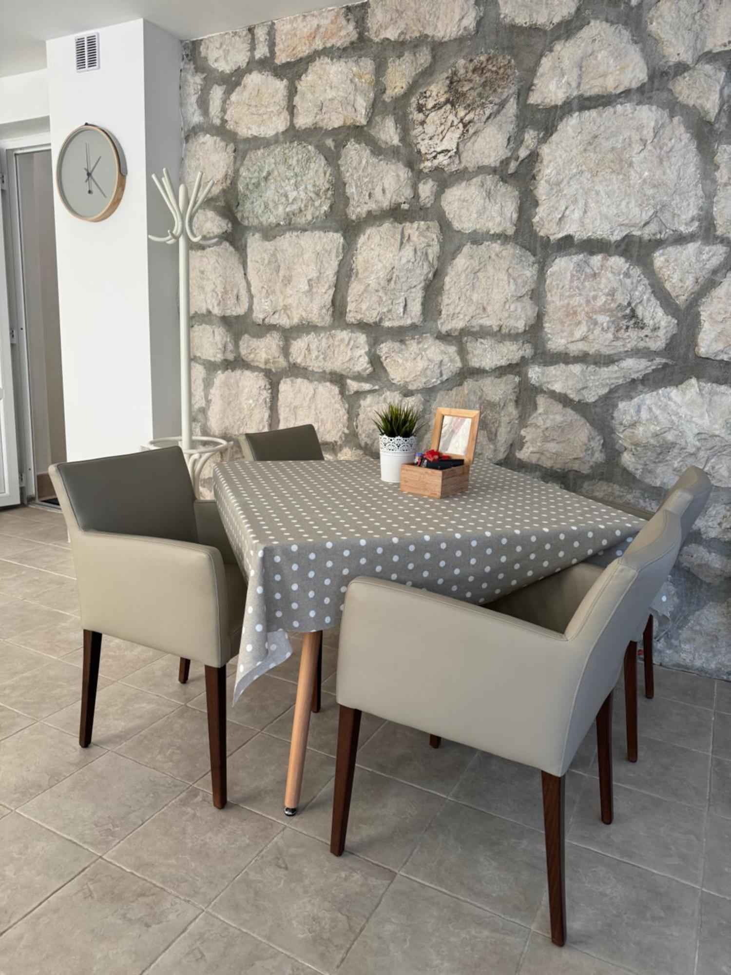 Villa Viden Apartments Tučepi Exterior foto